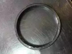 軸承套圈磨削燒傷原因及其解決方案